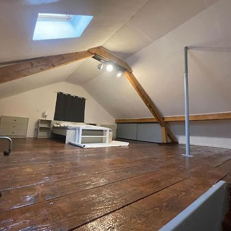 ブロ Charmante Maison Mitoyenneヴィラ エクステリア 写真