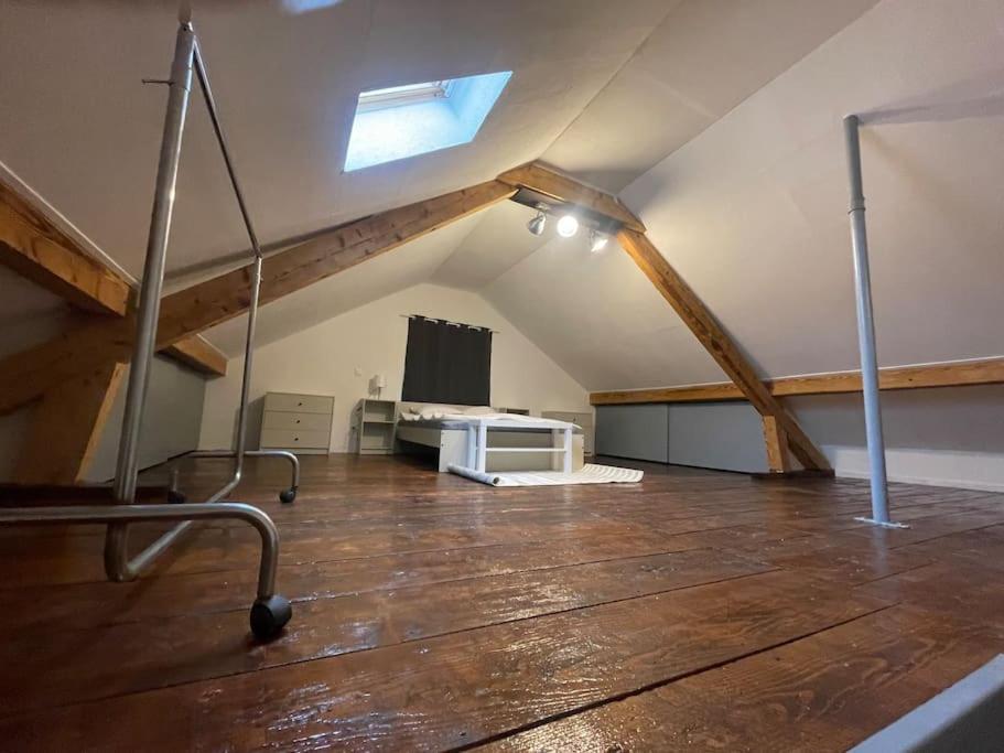 ブロ Charmante Maison Mitoyenneヴィラ エクステリア 写真